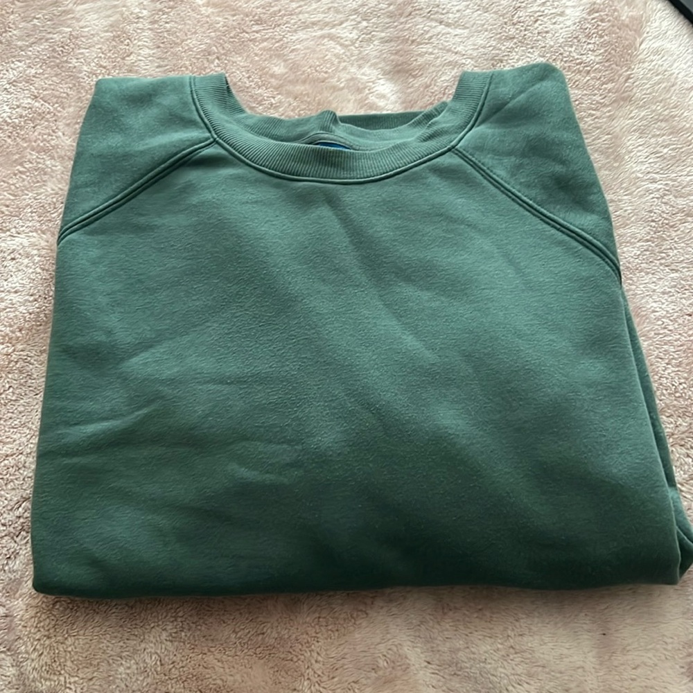 3X Old Navy crewneck sweatshirt